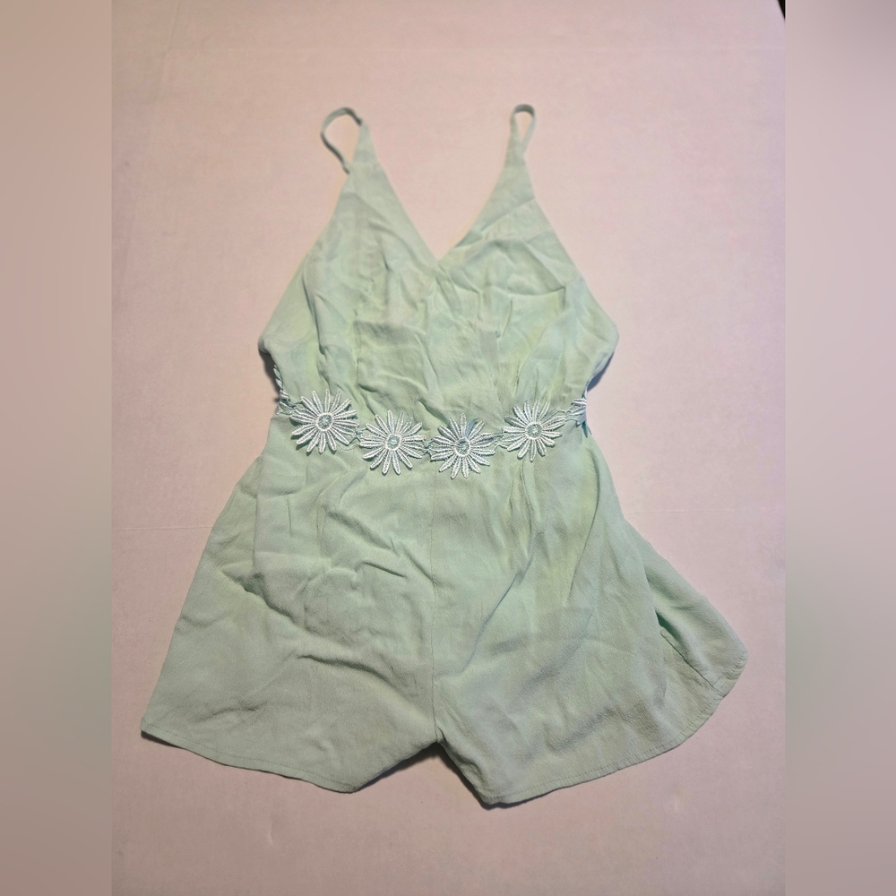 Maddy K Green Embellished Spaghetti Strap Backless Camisole Romper Size M EUC
